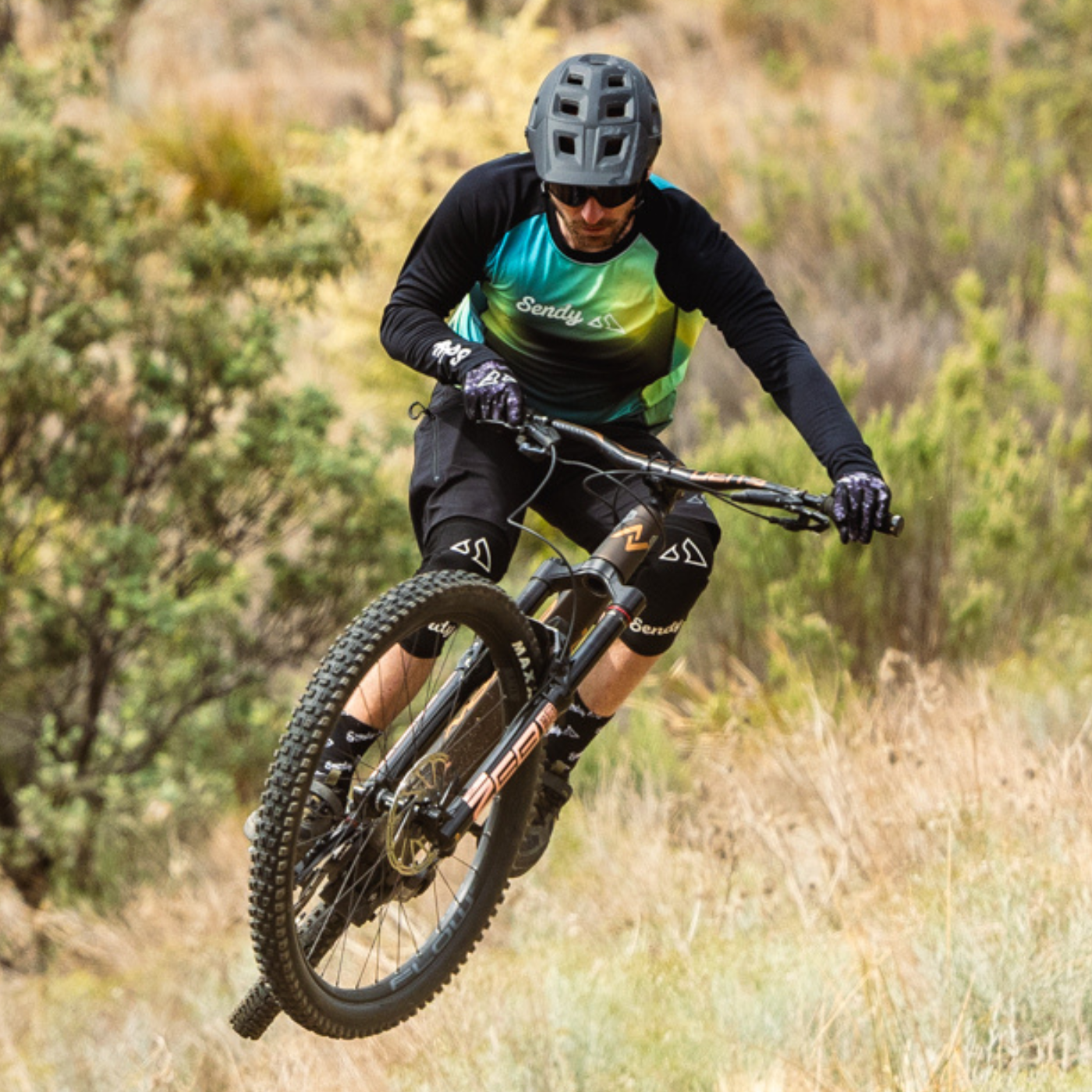 Long Sleeve MTB Jersey & Pants