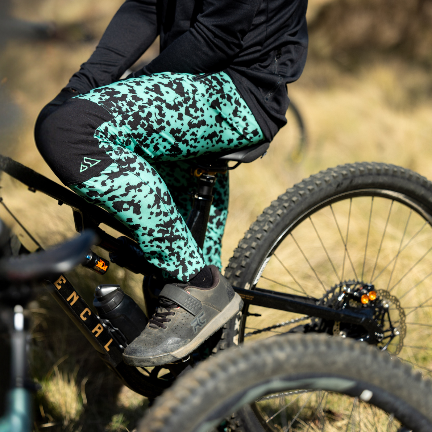 Adults MTB Long Pant Kiwi