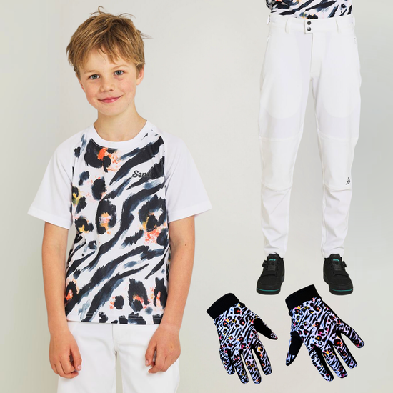 Youth Short Sleeve Snow Leopard Bundle